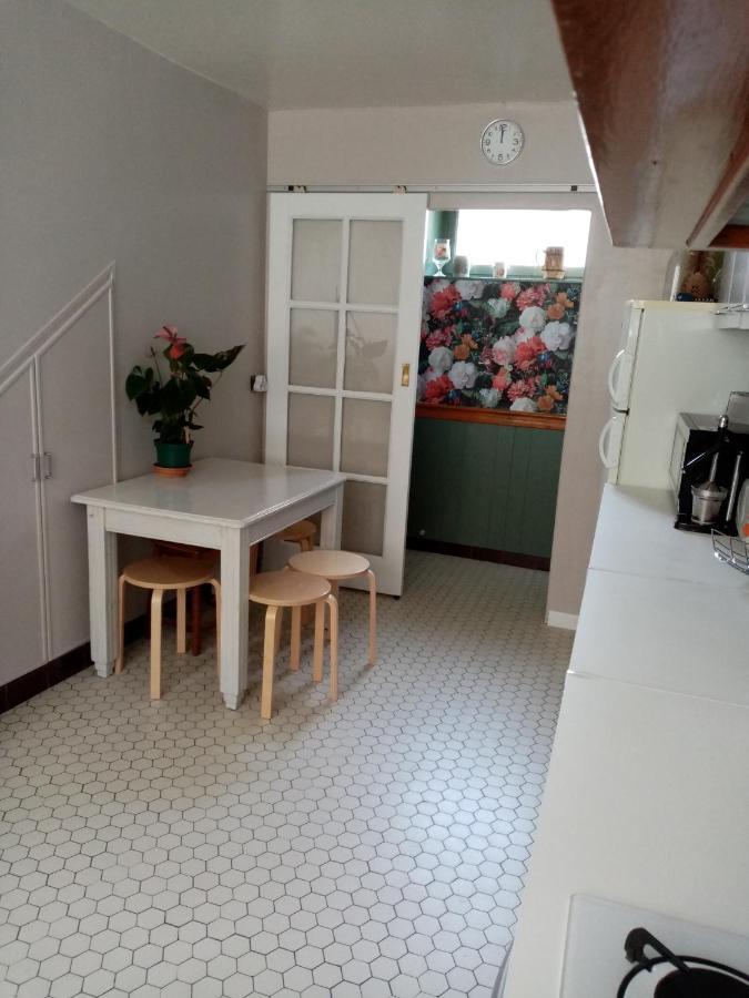 Gite Les 27 Roses Et Plus Châtel-Censoir Zewnętrze zdjęcie